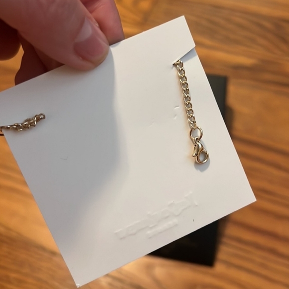 YSL Bundle of two (cosmetic pouch and bracelet) - Picture 8 of 10